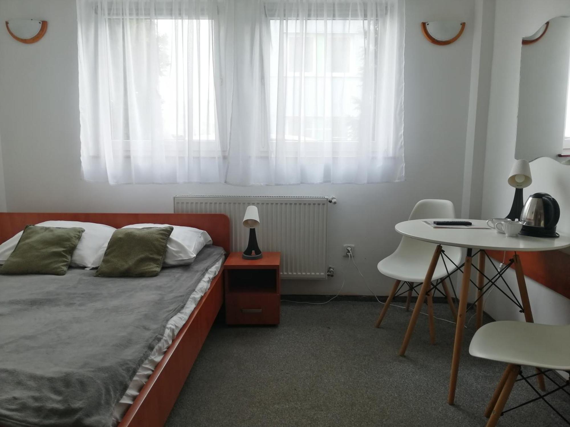 Hotel Dabrowiak Домброва-Гурнича Экстерьер фото
